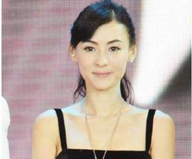张柏芝与好友合影曝光 被称"瘦得像纸板"