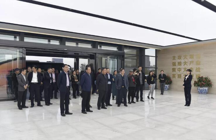 南京市中小企业协会考察团来连云港开发区调研