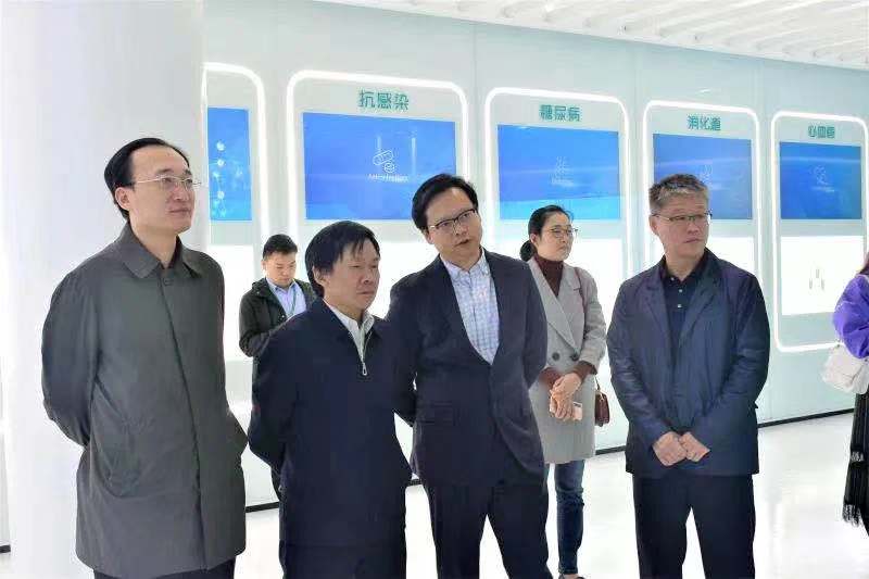 江苏省发改委党组成员、副主任张世祥来区调研
