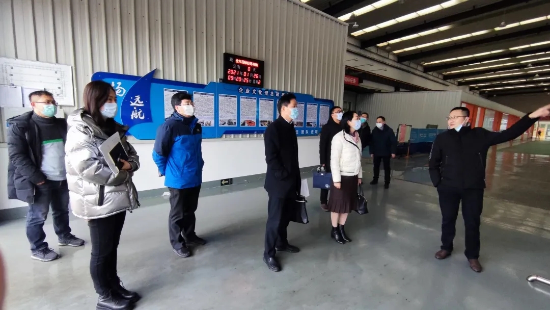 连云港市工信局副局长冯燕琴一行来区调研企业
