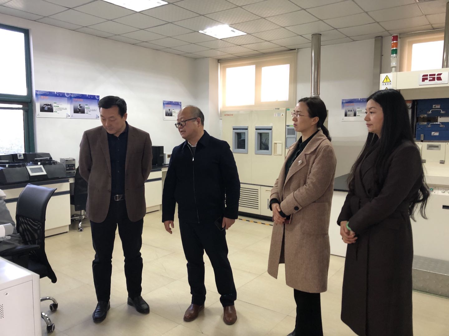 我区科技局2项引进外国人才专项项目通过验收