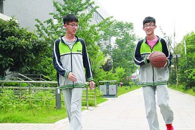多对双胞胎多胞胎高考同考高分演绎别样精彩