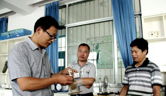 连云港东海洪庄小学开展暑期机器人校际交流活动