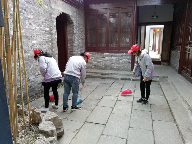 板浦高中志愿者走进李汝珍纪念馆开展志愿服务活动
