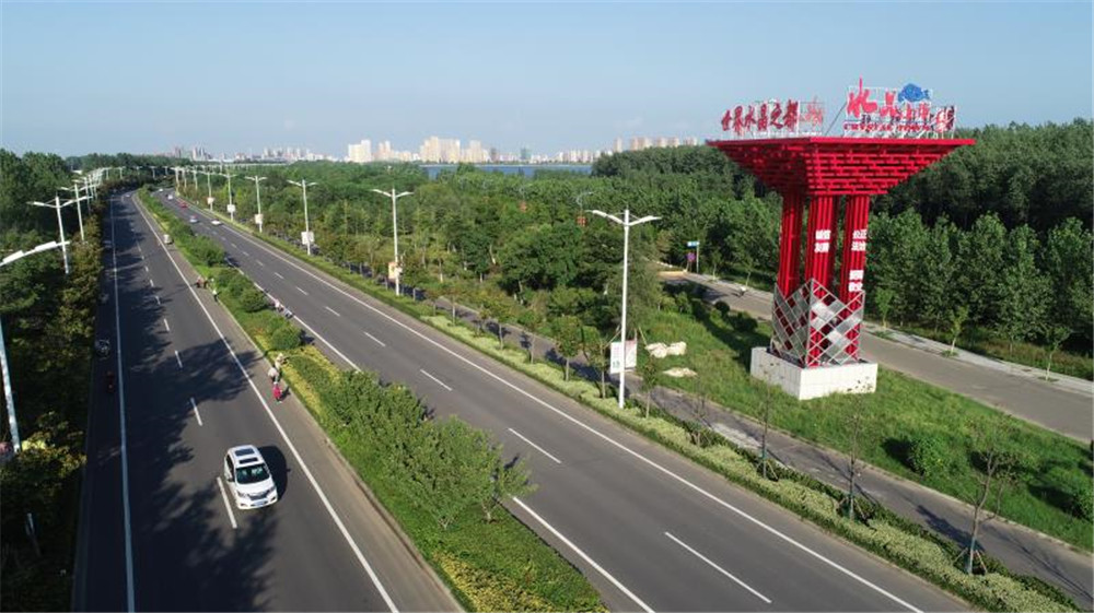 江苏东海县水晶之都：四好农村路 跨入新时代