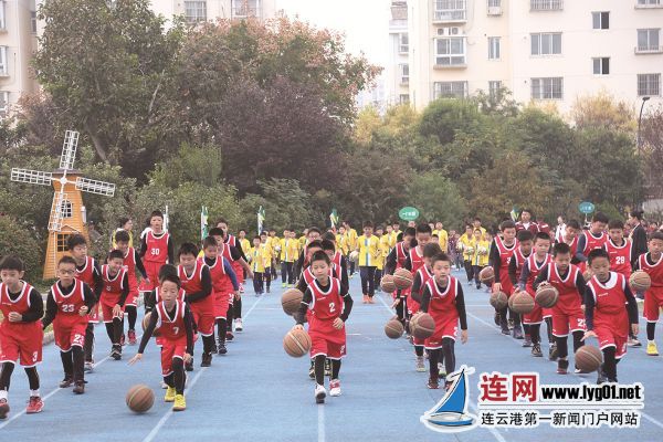 苍梧小学全员素质达标运动会开幕啦！