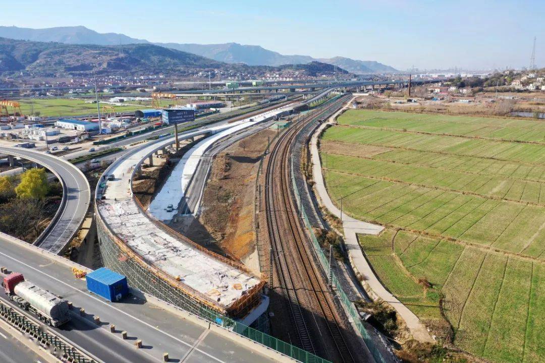连霍高速新墟互通新增匝道工程年底具备通车条件