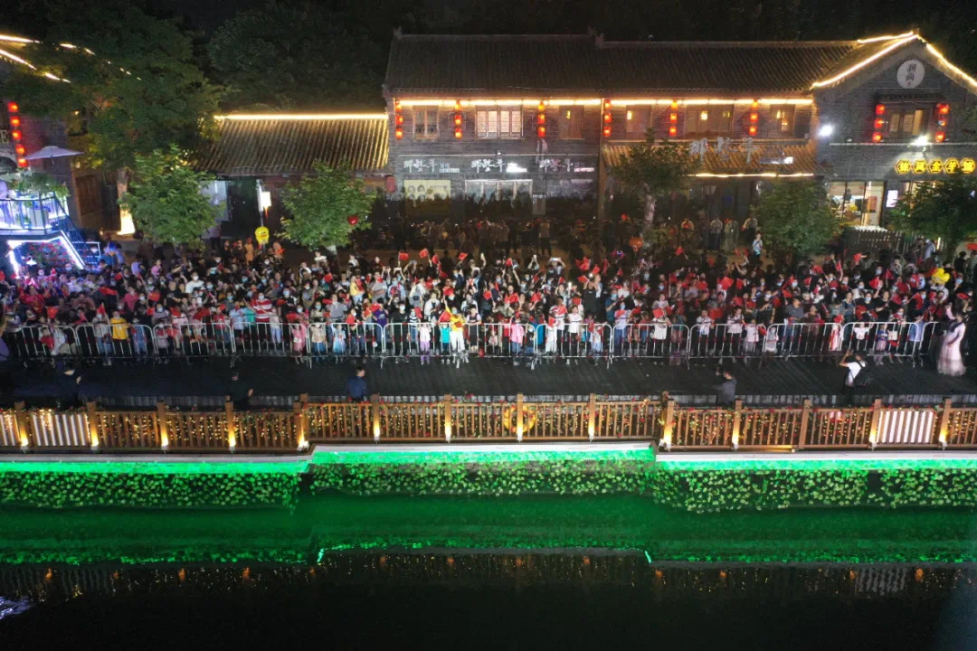 江苏省连云港市海州商业街区成夜游打卡圣地