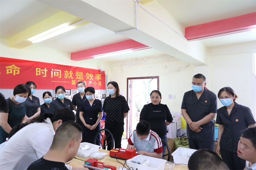 海州区人民法院开展“关爱唐宝宝”六一专题活动