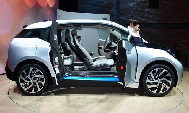 新能源车宝马i3公布售价 售45万-52万元 