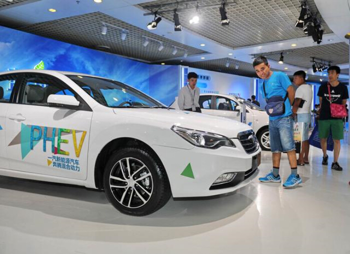 普华永道：中国新能源汽车将迎市场"井喷"